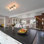 Like House 9 B